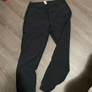 Ivivva jogging pants